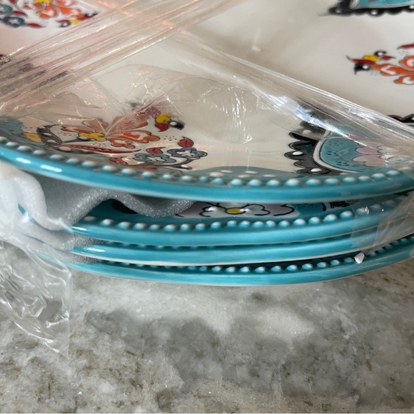 Colorful Floral Ceramic Plate set of 4 - Picture 2 of 3